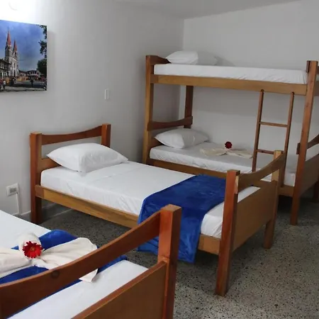 Absolute Medellin Hotel & Hostel-2