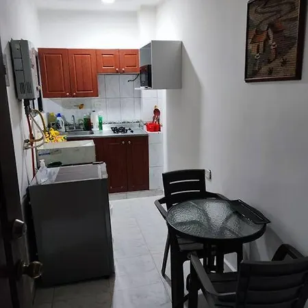Linda suite Laureles Medellín EA 206-3