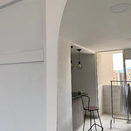Habitacion Amoblada Con Bano Privado-3