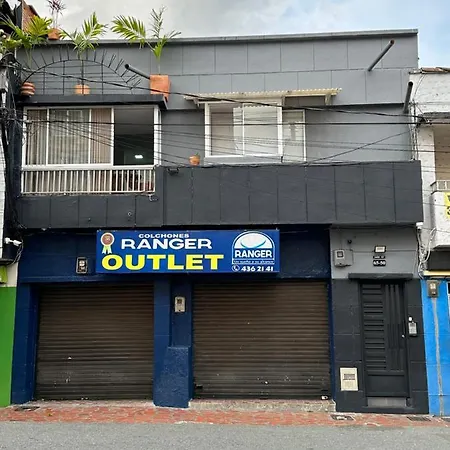 Aparta Estudio Amoblado 2 Medellin, San Joaquin-2