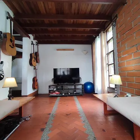 Casa Campestre En La Ciudad-3