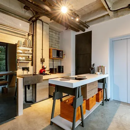 Stylish Urban Hotel In Provenza - Viu Experience-2
