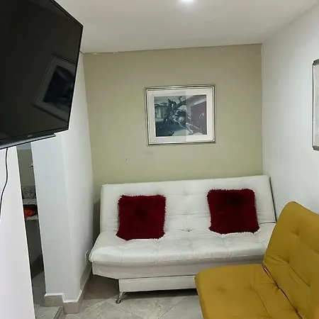 Apartamento Amoblado laureles estadio-3