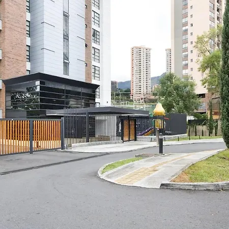 201 El Poblado! Huge Terrace & Beautiful View-2