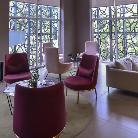 City Express Plus By Marriott Medellin Colombia-2