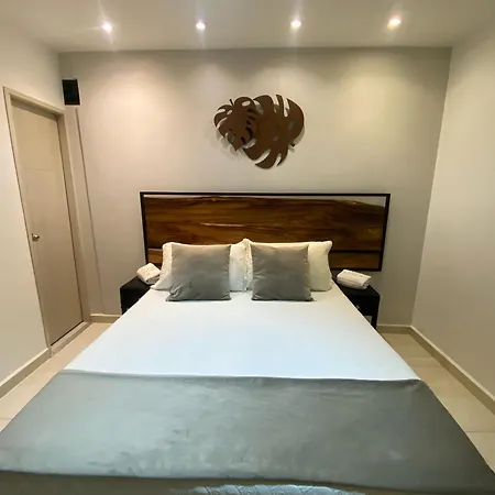 Maidy Luxury Hotel-2