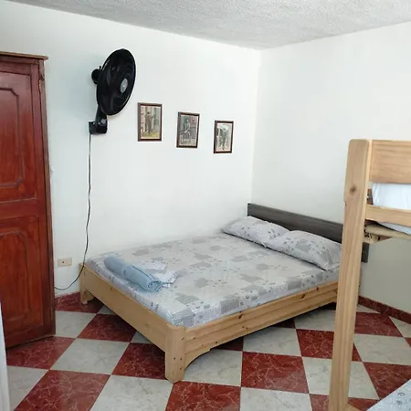 Estadio Aparta Hotel 201-3