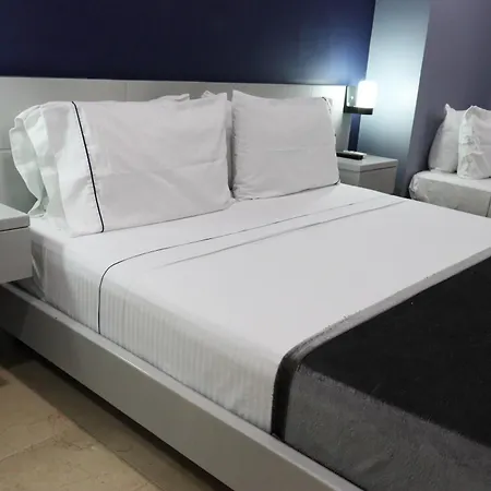 Hotel Lleras 10-3