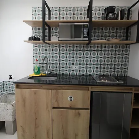 Apartamento En Medellin Sector Del Poblado A101 By Roots Rentals-3