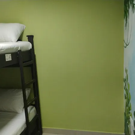 Parceros Med Hostel-2