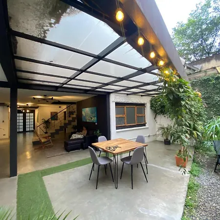 Casa Mosaiko Primer Parque Laureles-3