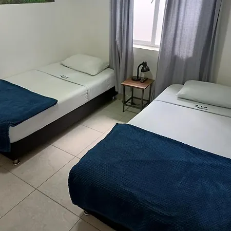 Air Guest House - Con Desayuno & Jacuzzi Social-2