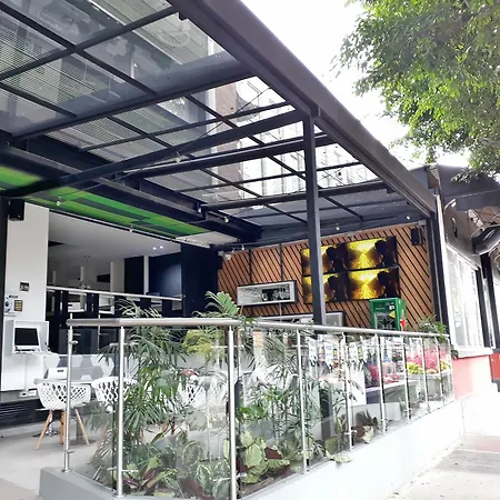 Lleras Green Hotel-3