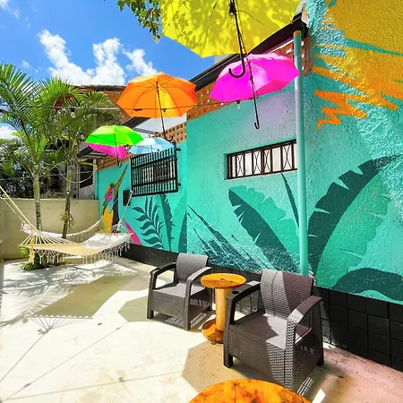 Baku Laureles Hostel-2