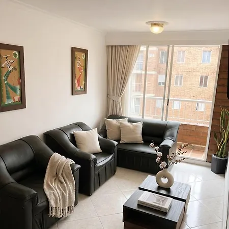 Hermoso Apartamento Ubicado En Zona Centrica De Medellin-2