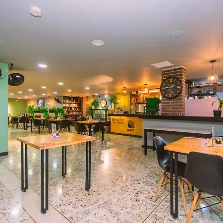 Mandala Medellin Centro By Gyc Hotels-3