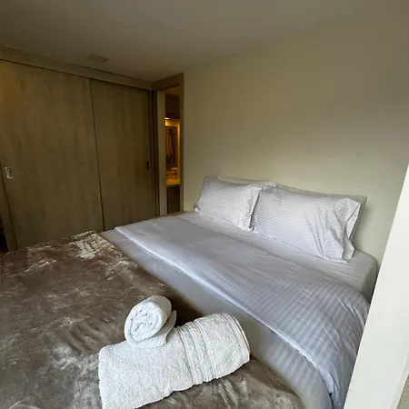 2201 Hermoso Apartamento Poblado-3