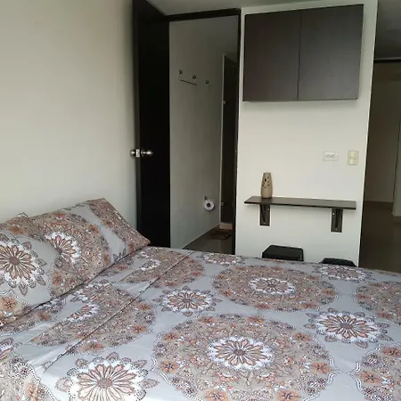 Apartasuites Medellin Los Molinos-3