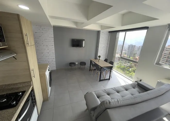 Cozy Suite In The Heart Of El Poblado, Free Parking, 24/7 Security Medellín