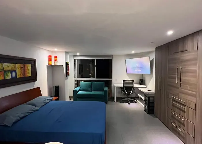 Ferienwohnung Great 4 Digital Nomads, Heart Of Poblado Fast Wifi Medellín