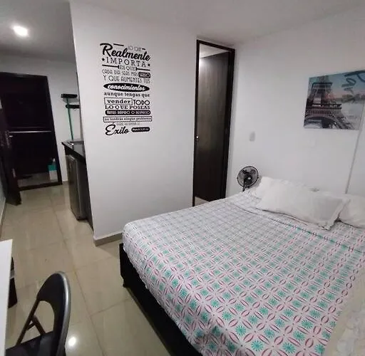 Haustierfreundliches Ferienwohnung Apartaestudio Amoblado-Centrico-Acogedor Medellín