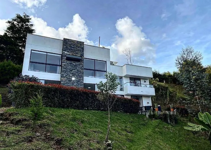 Villa En Las Montanas Medellín