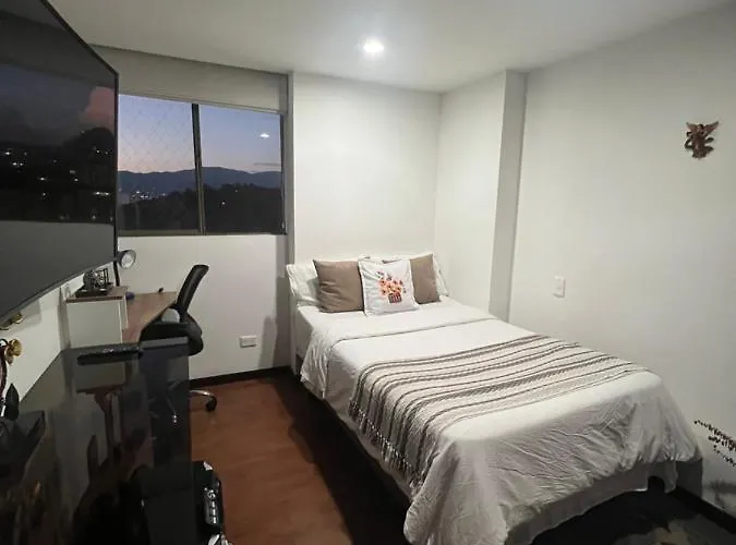 Hermoso Apartamento Apartamento Medellín