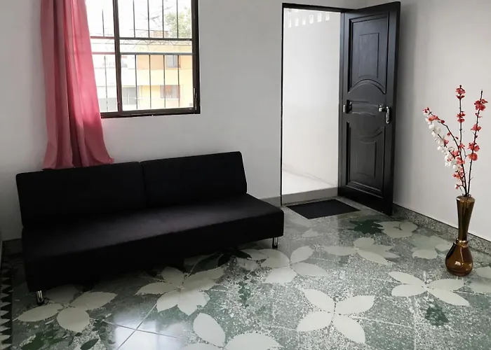 Aparta Suites Torre de Prado 601 Apartamento para 9 Personas Medellín